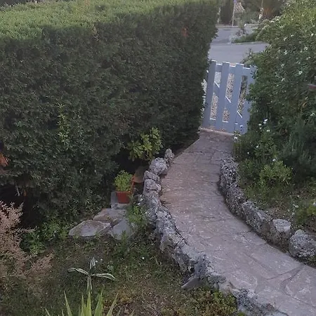 Petit Coin De Paradis